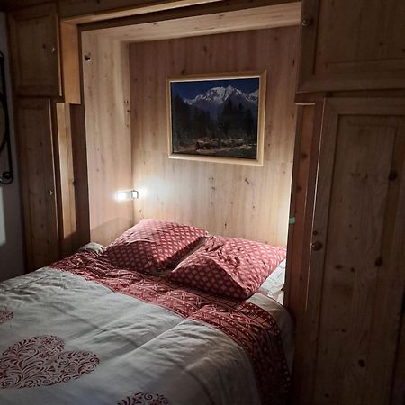 A4 Km De Megeve Tres Joli Studio Avec Jacuzzi ,Vue Sur Les Montagnes Au Calme Praz-sur-Arly Bagian luar foto